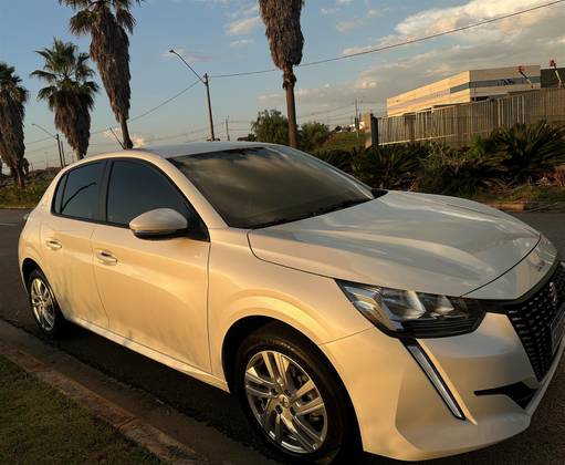 PEUGEOT 208 1.6 16V FLEX ACTIVE AT6